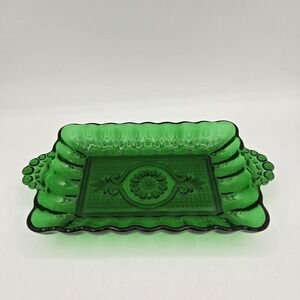 Anchor Hocking Vtg Emerald Green Glass Oyster Pearl Emerald Tray Trinket Dish‎
